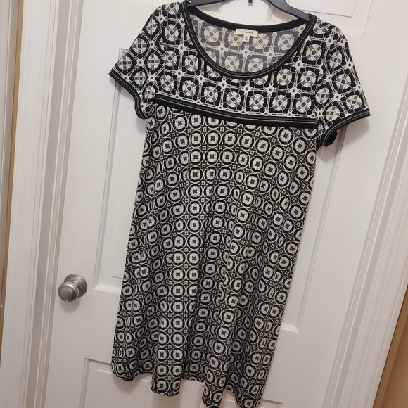 Max Studio Black & White Geometric Jersey Knit Dress Size Large - Picture 9 of 10